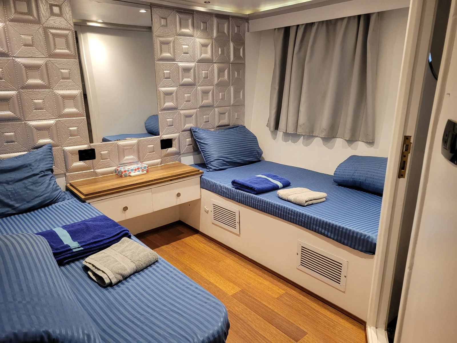 Queen Sherry twin cabin, en-suite